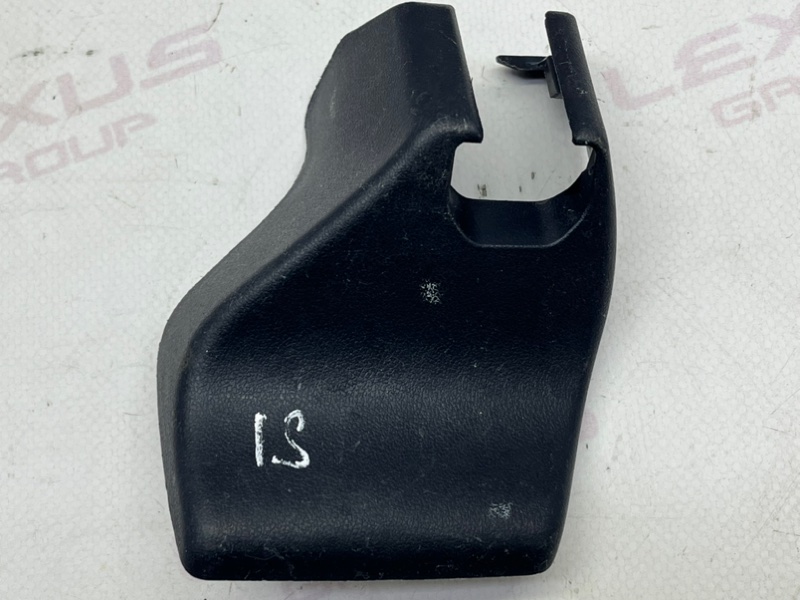 Накладка сиденья передняя левая Lexus IS220d 2012 ALE20 2ADFHV 7215853040C0 контрактная