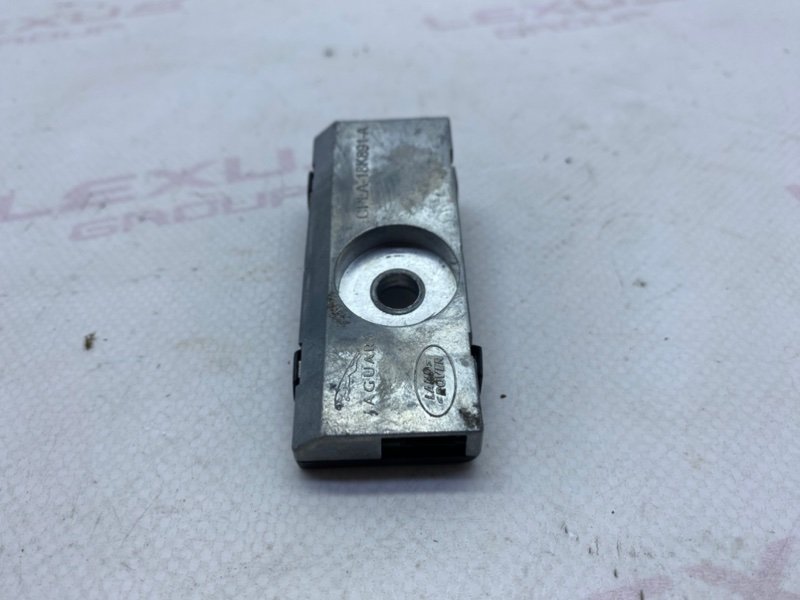 Усилитель антенны Range Rover 2016 L405 448DT