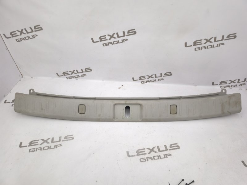 Накладка замка багажника задняя Lexus RX300 2006 MCU35 1MZFE 5838748030 контрактная