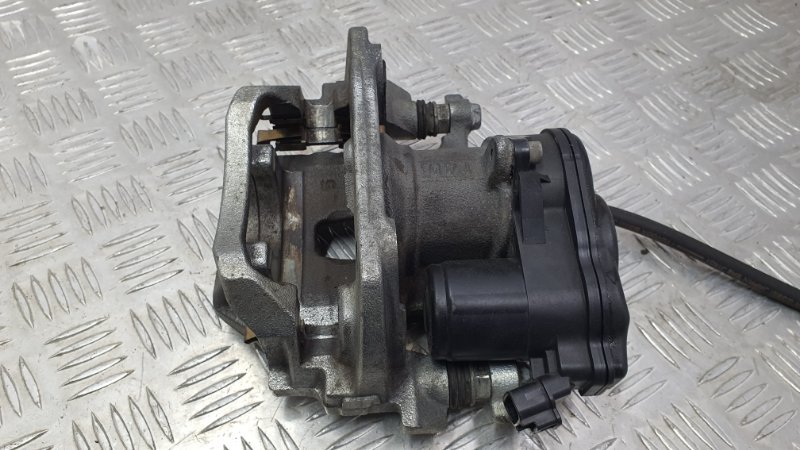 Суппорт задний левый ES250 2020 AXZA10 A25AFKS