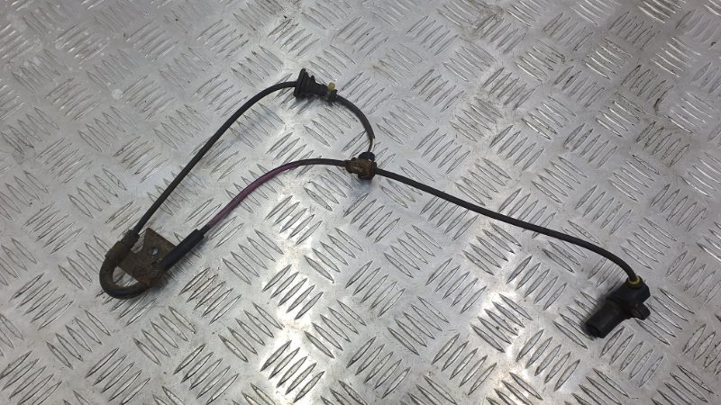 Датчик АБС ABS задний левый Lexus RX330 2005 MCU38 3MZFE 8954648030 контрактная