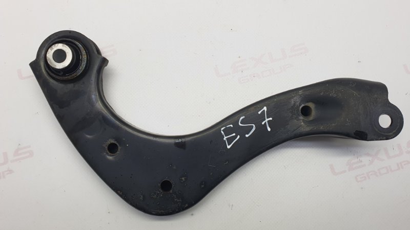Рычаг подвески задний левый Lexus ES200 2019 ASZ10 6ARFSE 4879033030 контрактная