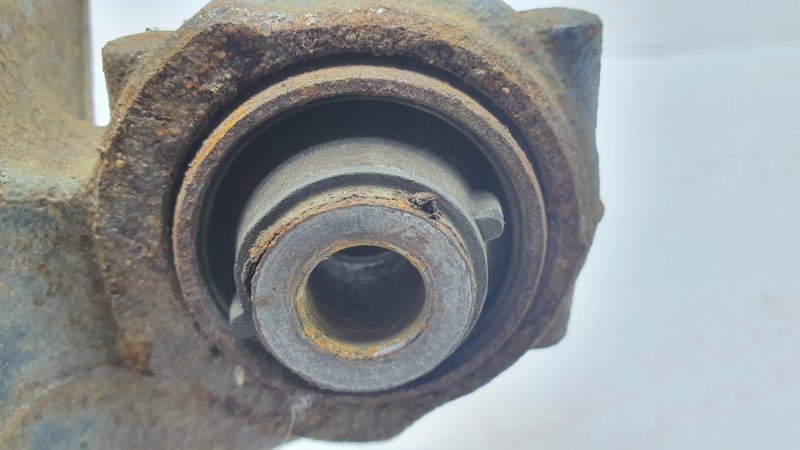 Кулак поворотный задний левый ES200 2020 ASZ10 6ARFSE