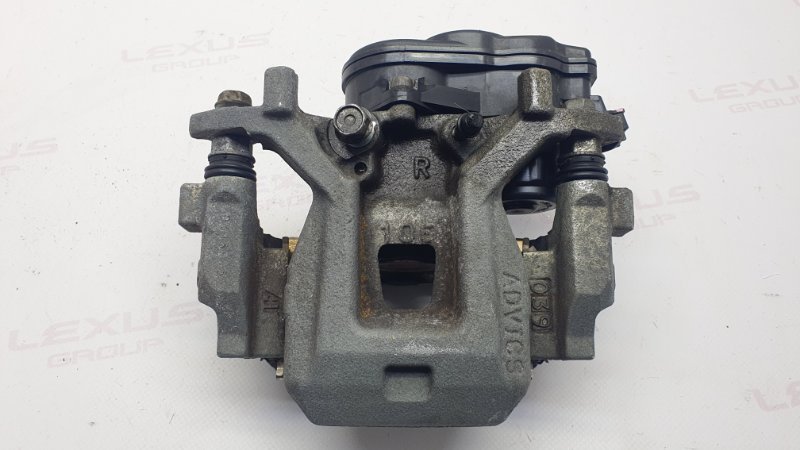 Суппорт задний правый Toyota Camry 2020 ASV70 2ARFE 4783033270 контрактная