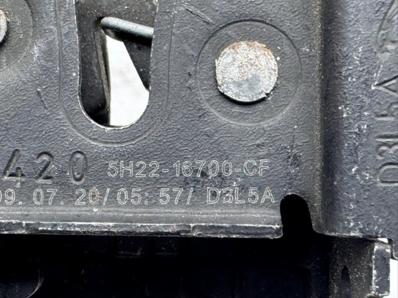 Замок капота передний правый Discovery 2020 L462 30DDTX