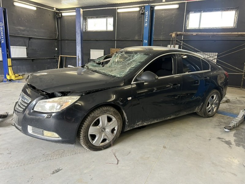 Решетка вентиляционная правая Insignia 2012 G09 A16LET
