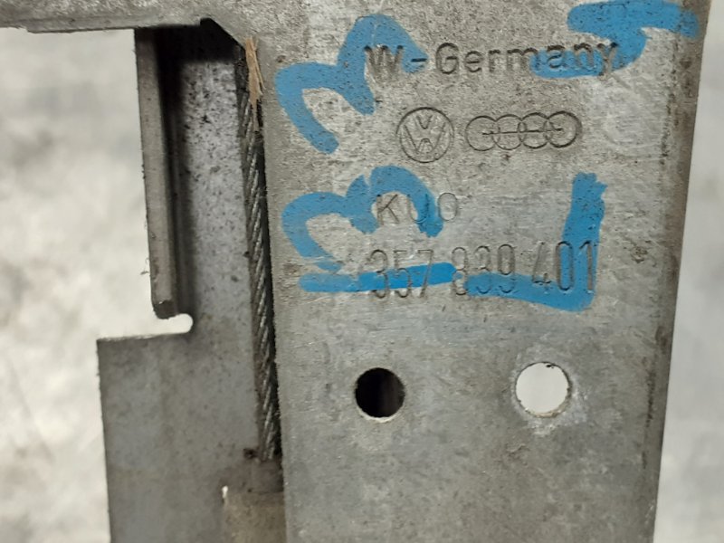 Стеклоподъемник механ. задний левый PASSAT [B3]  1988-1993