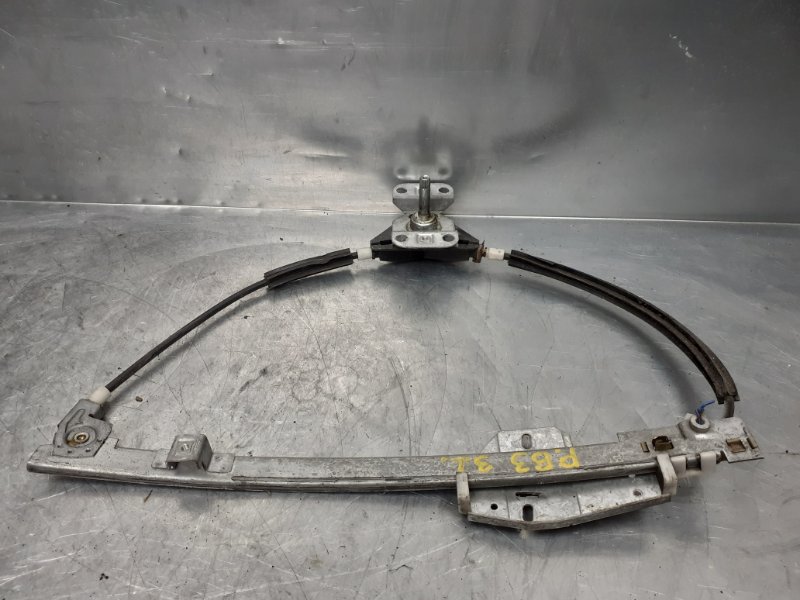 Стеклоподъемник механ. задний левый Volkswagen PASSAT [B3]  1988-1993