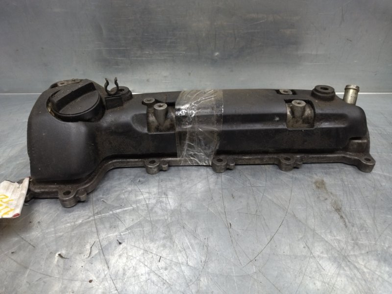 Крышка головки блока (клапанная) Toyota Yaris Verso 1999-2005 1.4 disel