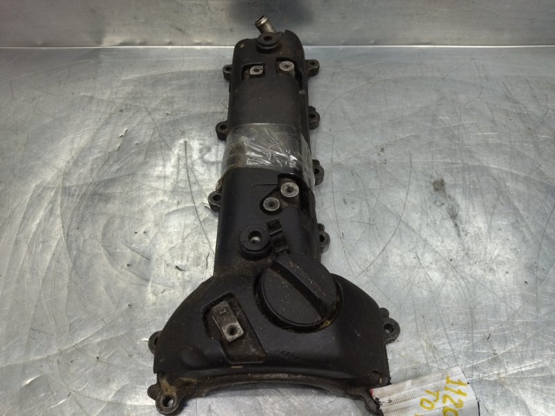 Крышка головки блока (клапанная) Yaris Verso 1999-2005 v13 1.4 disel