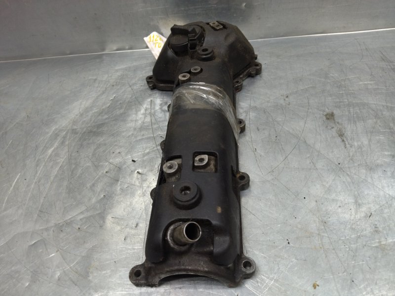 Крышка головки блока (клапанная) Yaris Verso 1999-2005 v13 1.4 disel