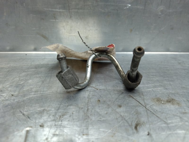 Трубка тнвд Toyota Yaris Verso 1999-2005 v13 1.4 disel 23701-33020 Б/У