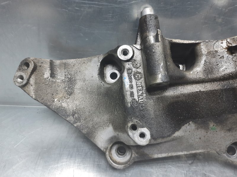 Кронштейн генератора Renault Laguna II 2001-2008 хетчбэк F4R714