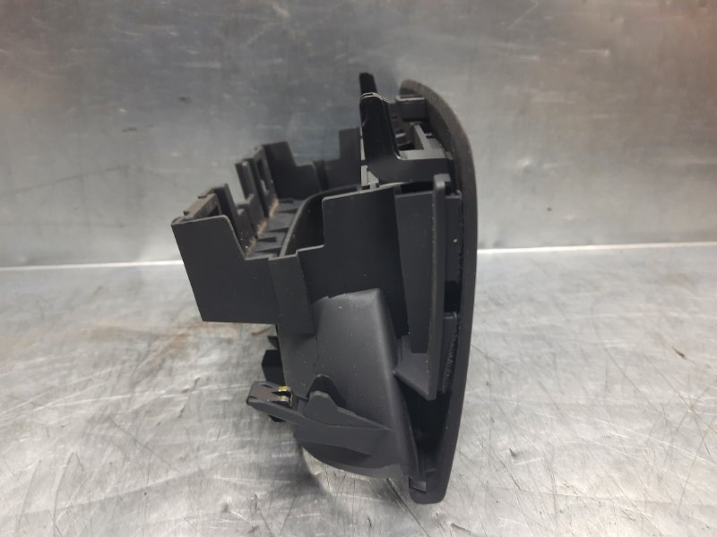 Накладка декоративная Renault Laguna II 2001-2008 хетчбэк F4R714