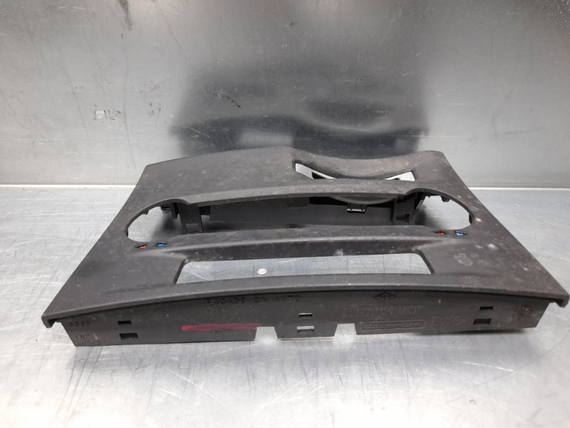 Накладка декоративная Laguna II 2001-2008 2005 v30 хетчбэк F4R714
