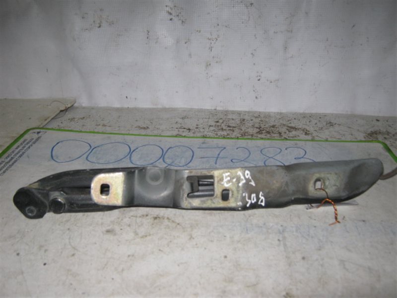 Петля крышки багажника BMW 5-серия E39 1995-2003 V303A304 41518159398 Б/У