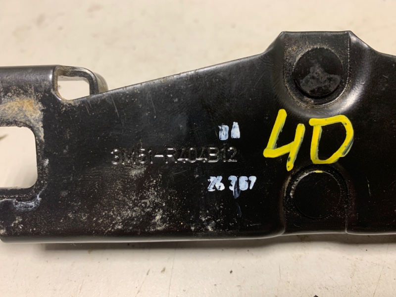 Ответная часть замка багажника FORD Focus II 2005-2008 хетчбэк 1