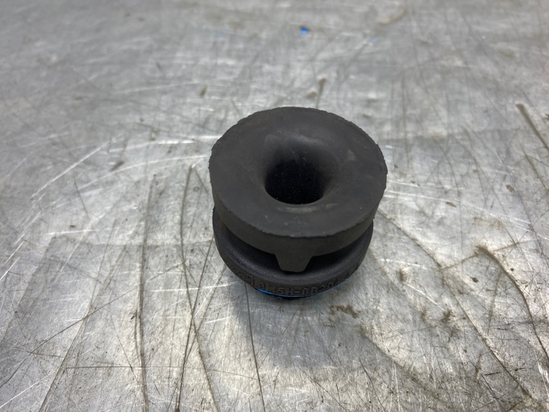 Подушка радиатора FORD Focus II 2005-2008 хетчбэк 1