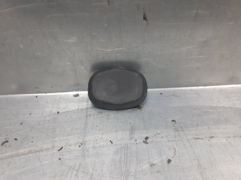 Заглушка A4 [B6] 2000-2004 2002 v38 СЕДАН 1