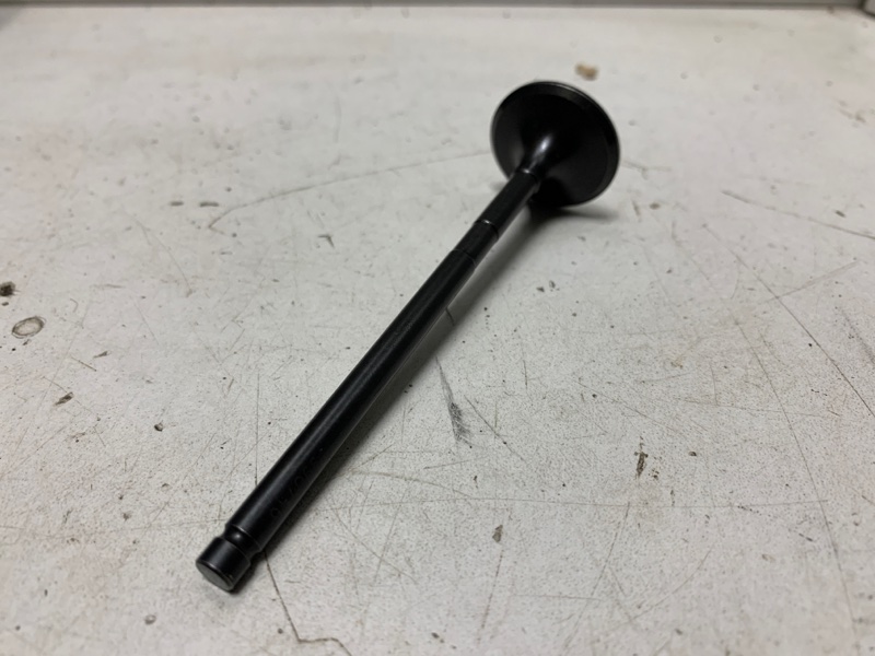 Клапан двигателя Выпускной FOCUS II (2005-2011) Клапан двигателя Выпускной FOCUS II (2005-2011)