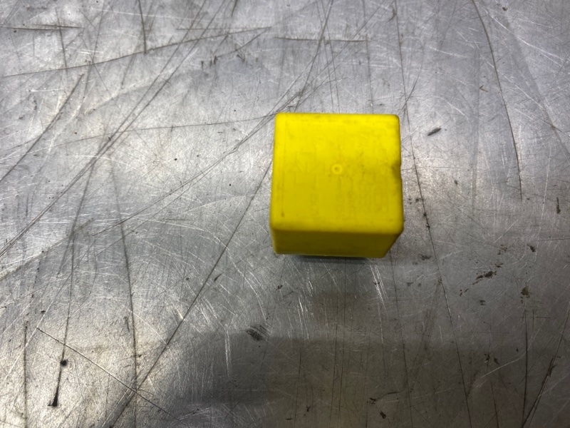 Реле Laguna II 2001-2008 2003 v61 1.9 F9Q750