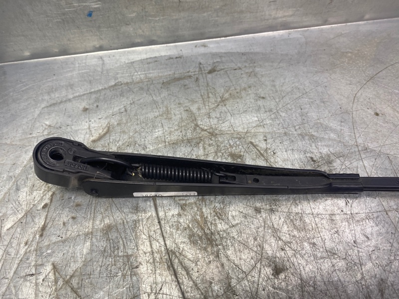 Поводок стеклоочистителя заднего Mondeo IV 2007-2015 2011 v63 ЛИФТБЕК 2.0 TDCI UFDA