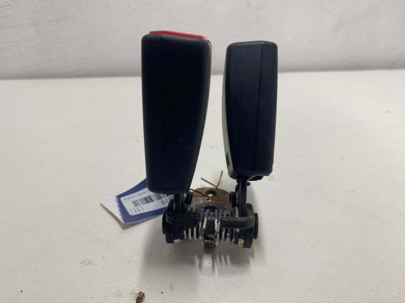 Ответная часть ремня безопасности Focus II 2008-2011 2009 v57 хетчбэк 1.6 SIDA №8T11040