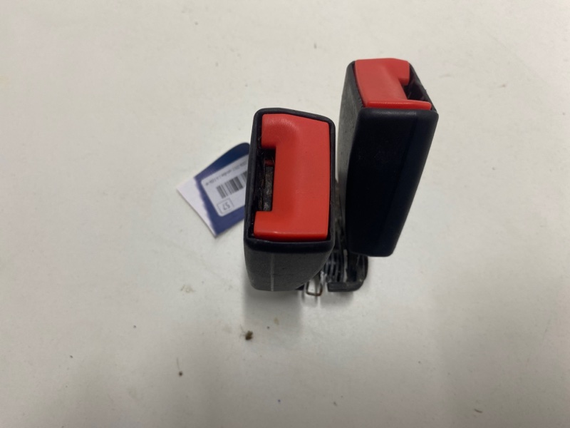 Ответная часть ремня безопасности Focus II 2008-2011 2009 v57 хетчбэк 1.6 SIDA №8T11040