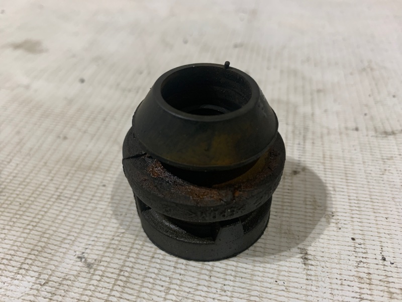 Подушка радиатора FORD Focus II 2008-2011 2009 v57 хетчбэк 1.6 SIDA №8T11040 3M5H8B204AB контрактная