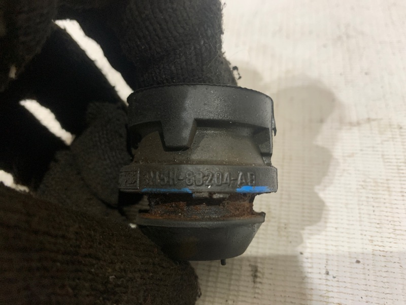 Подушка радиатора Focus II 2008-2011 2009 v57 хетчбэк 1.6 SIDA №8T11040