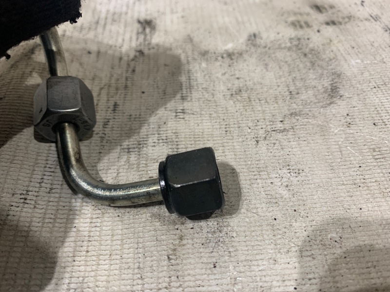 Трубка топливная Mondeo IV 2007-2015 2011 v63 ЛИФТБЕК 2.0 TDCI UFDA Трубка топливная Mondeo IV 2007-2015 2011 v63 ЛИФТБЕК 2.0 TDCI UFDA