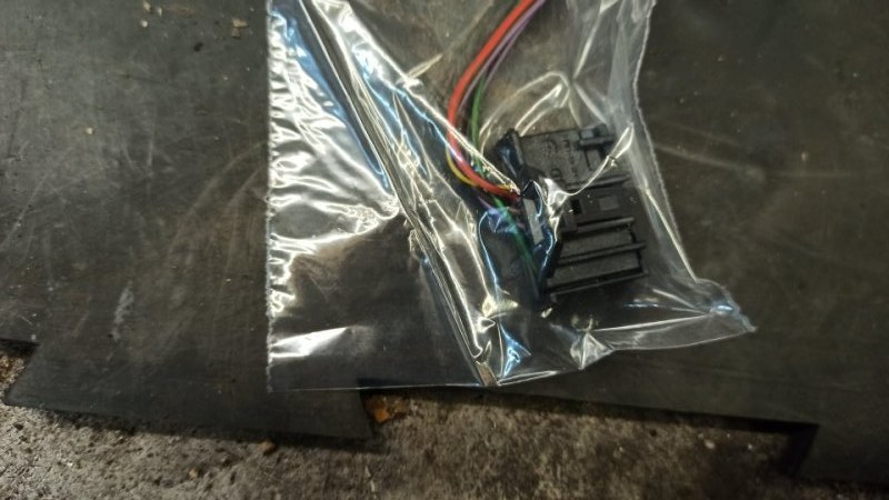 Разъем Touareg 2002-2010 2006 v93 Внедорожник 2