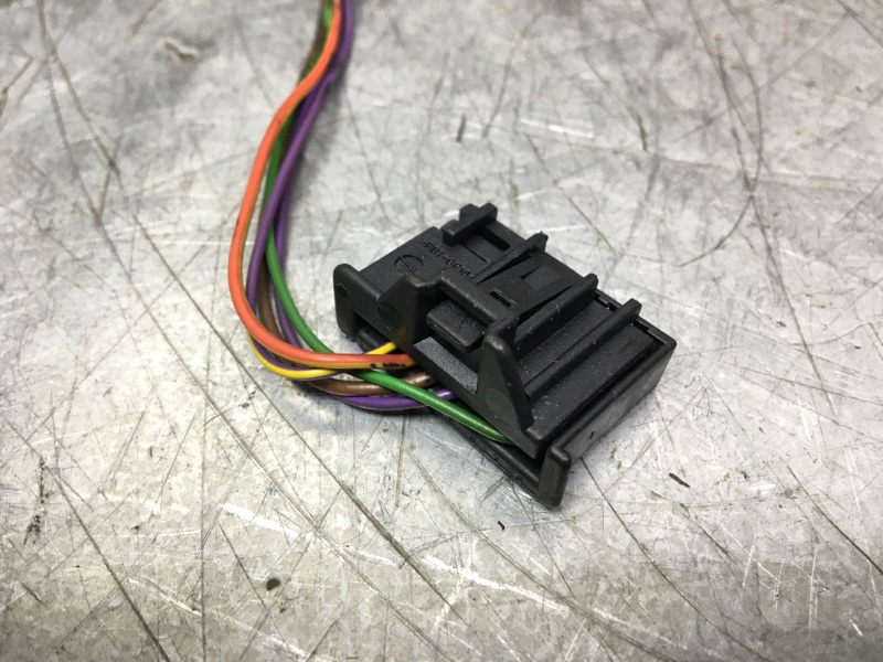 Разъем Touareg 2002-2010 2006 v93 Внедорожник 2