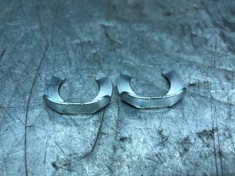 Кольцо стопорное троса акпп Golf V 2003-2009 2007 v67 хетчбэк 1.9 BXE