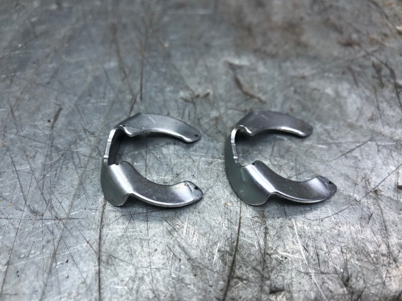 Кольцо стопорное троса акпп Golf V 2003-2009 2007 v67 хетчбэк 1.9 BXE