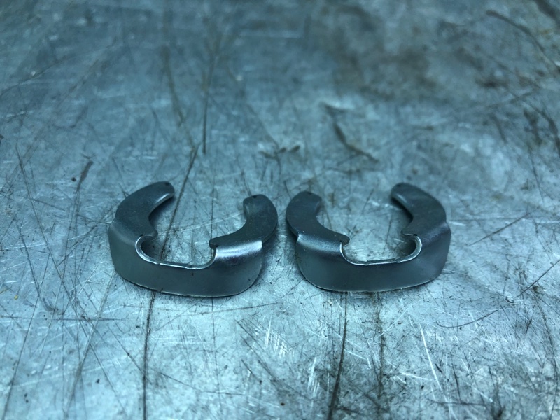 Кольцо стопорное троса акпп Golf V 2003-2009 2007 v67 хетчбэк 1.9 BXE