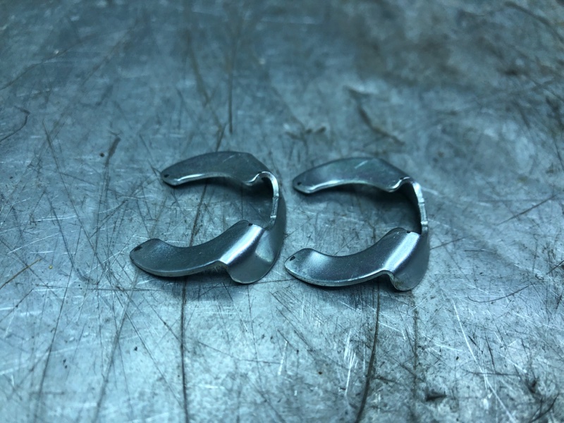 Кольцо стопорное троса акпп Golf V 2003-2009 2007 v67 хетчбэк 1.9 BXE