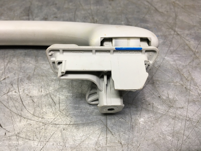 Ручка внутренняя потолочная Golf VI 2009-2013 2012 v50 хетчбэк 1.6 TDI CAYC Ручка внутренняя потолочная Golf VI 2009-2013 2012 v50 хетчбэк 1.6 TDI CAYC