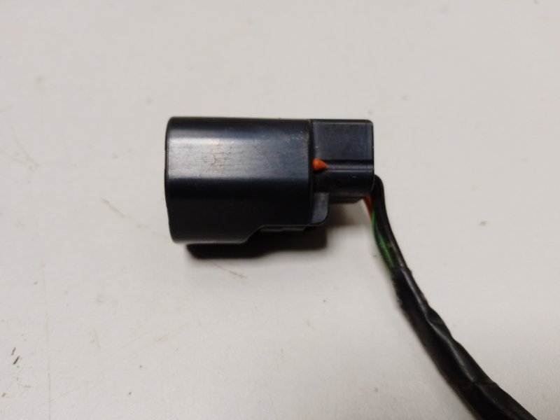 Разъем 3 контактный FORD Focus II 2005-2008 хетчбэк 1