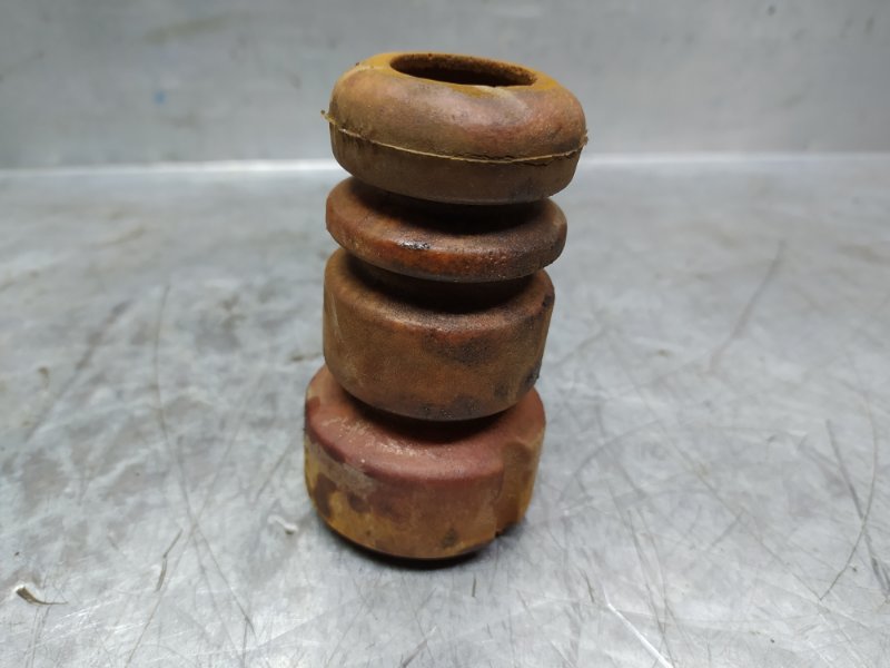 Отбойник переднего амортизатора Toyota Yaris Verso 1999-2005 1.4 disel