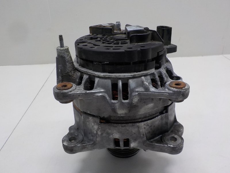 Генератор Volkswagen Passat [B6] 2005-2010 2008 v29 седан 2.0 BWA турбо 200л.с. 06F903023F контрактная