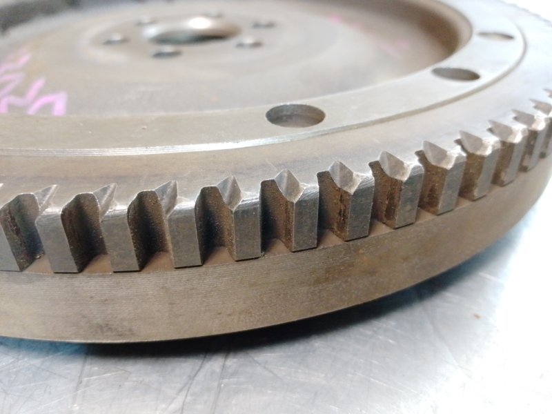 Маховик Yaris Verso 1999-2005 v13 1.4 disel