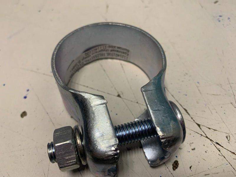 Крепеж глушителя