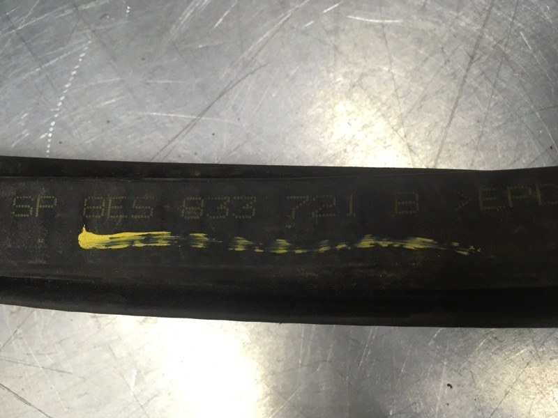 Уплотнитель двери A4 [B6] 2000-2004 2002 v38 СЕДАН 1