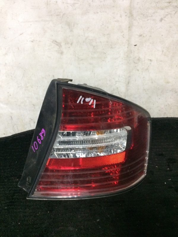 Стоп-сигнал Subaru Legacy BL5 EJ15 задний правый