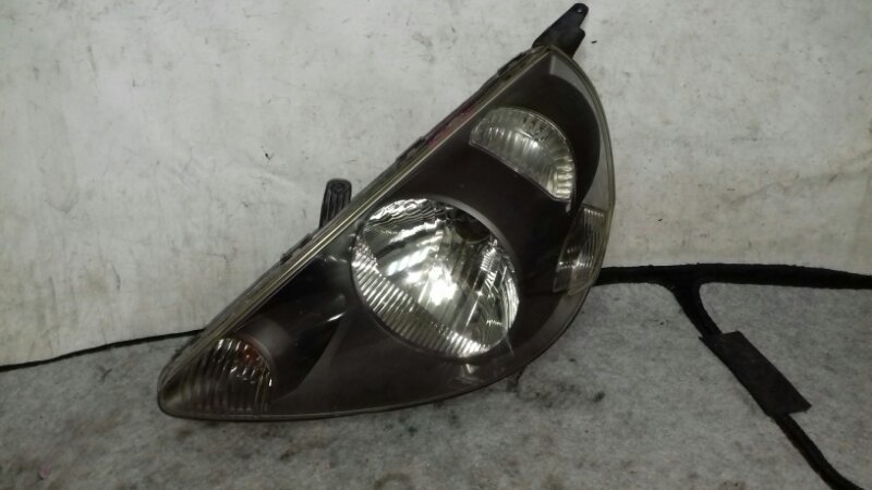 Фара Honda Fit GD1 L13A передняя левая