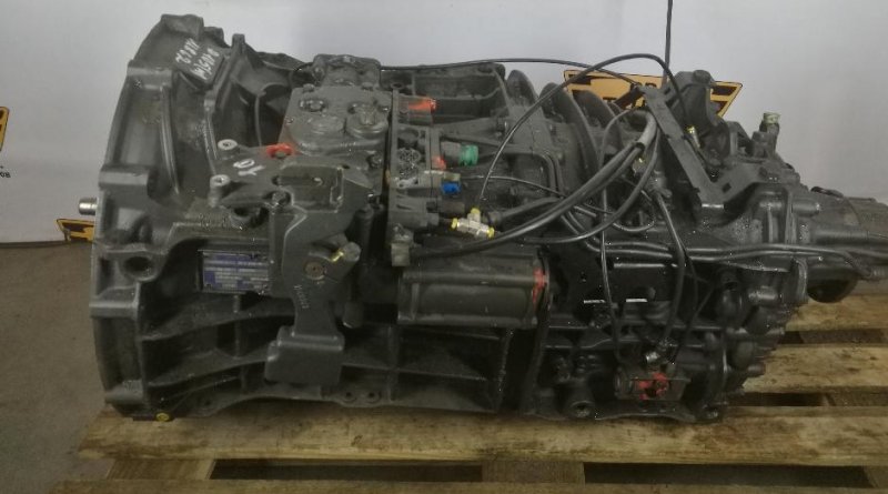 Коробка передач(кпп) Zf Ecosplit 4 16S2333Td (б/у)