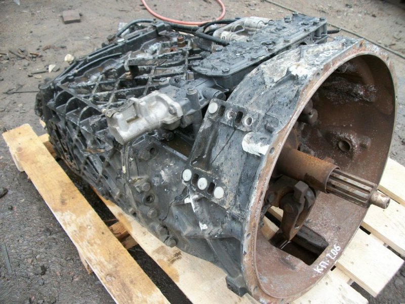 Коробка передач(кпп) Zf 2855S526H04 (б/у)