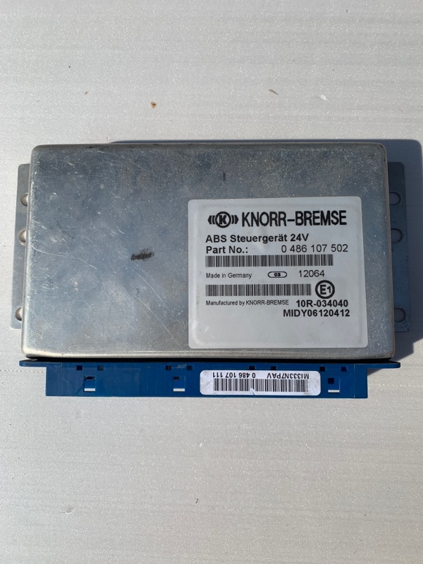 блок управления абс knorr-bremse abs steuergerat 24 v 0486107202