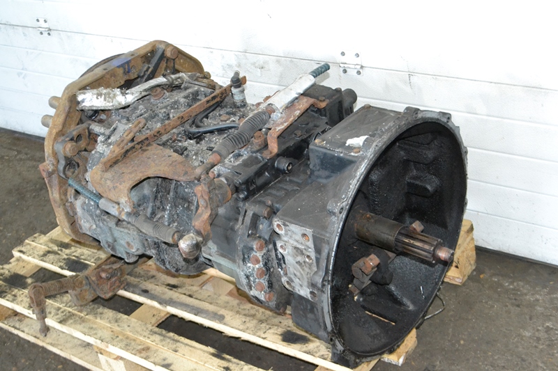 Коробка передач(кпп) Zf 8S180 (б/у)